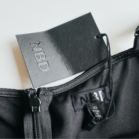 🛑SOLD REVOLVE NBD Annie Corset Mini Ruffle Dress in Black Size XS - Picture 7 of 9